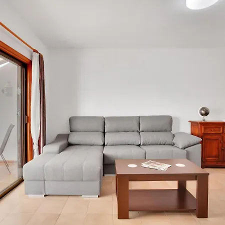 Superb Flat, Terrace 20m, 2rooms, Pool, Wi Fi *