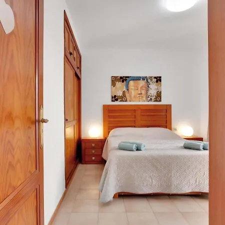 Superb Flat, Terrace 20m, 2rooms, Pool, Wi Fi 아파트 코스타델실렌시오