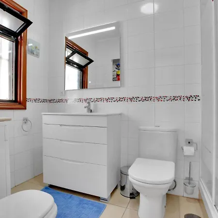 Superb Flat, Terrace 20m, 2rooms, Pool, Wi Fi * 코스타델실렌시오